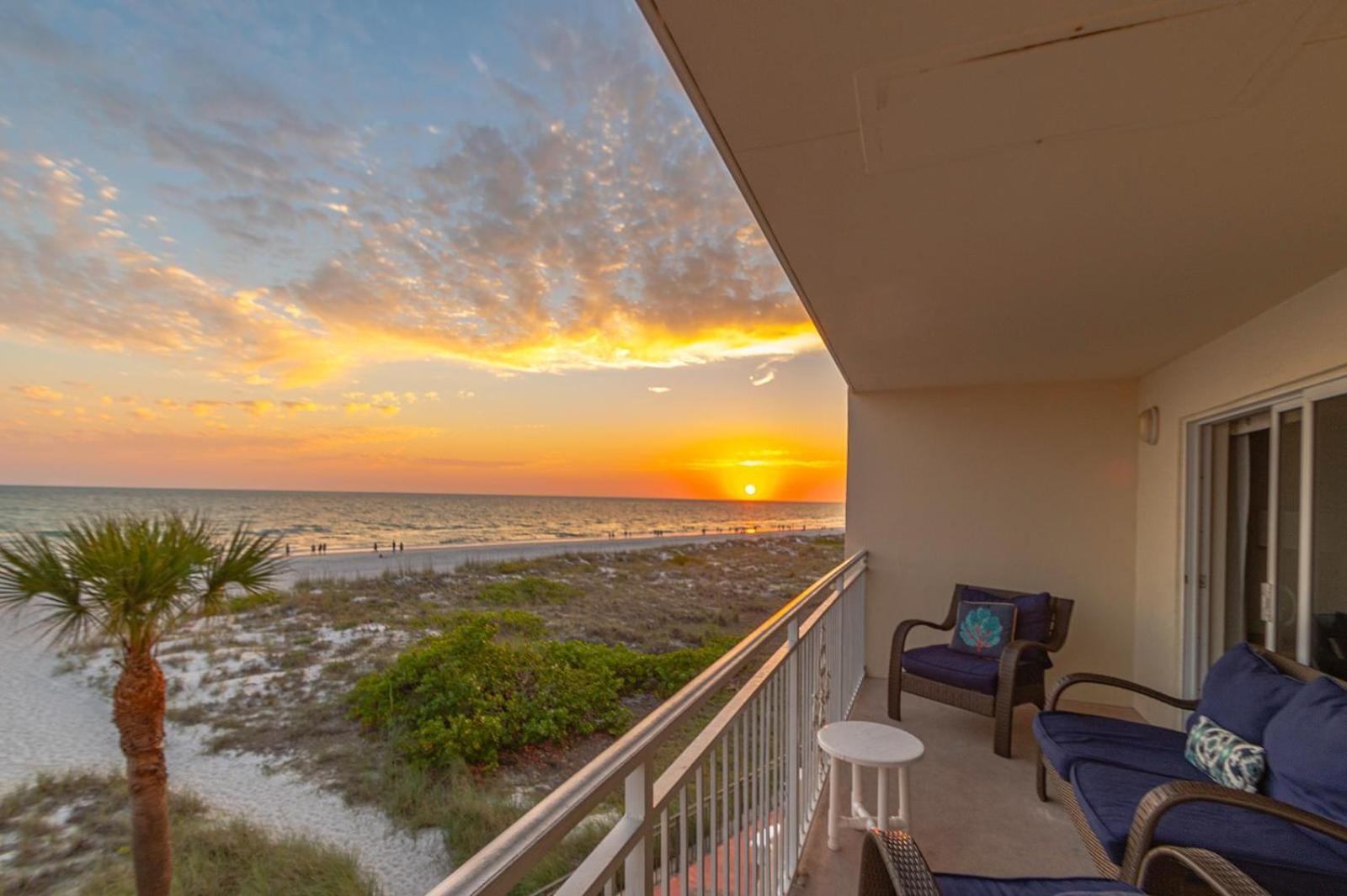 Beachfront Madeira Norte St. Pete Beach Exterior foto